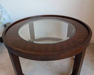 round coffee table