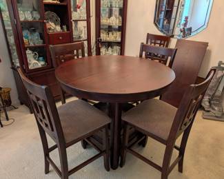 Green River Wood & Lumber dining table and 4 chairs