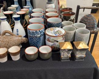 Japanese and Chinese tea sets and sake sets