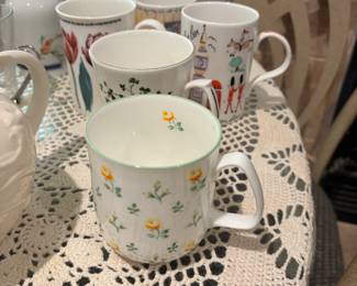 Some Rose of England teacups