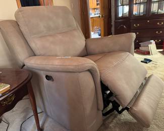 Leather electric recliner