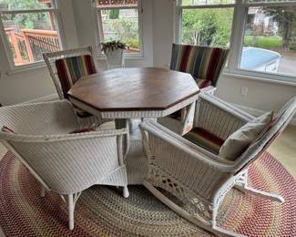 Wicker set