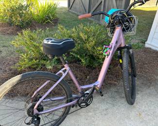 Cannondale bike. Microshift MOUNTAIN BIKE