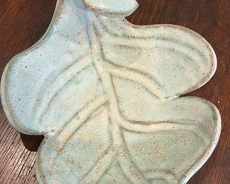 Large Pottery Leaf