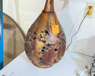 love this unusual lamp