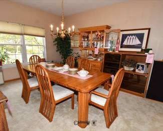 070Dining Room
