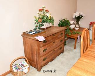 130Dining Room