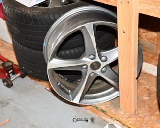 682Garage