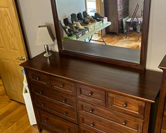 Like new dresser (matches master bedroom furniture)