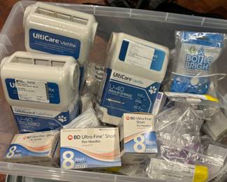 Brand new insulin syringes 