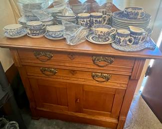 Dishware set, cammode