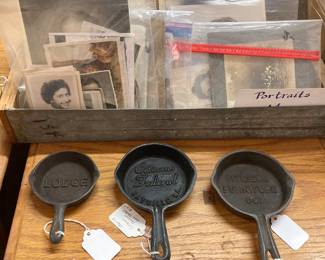 mini advertising cast iron, vintage photos
