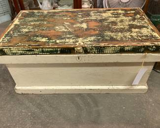 antique painted carpenter's toolbox--excellent coffee table!