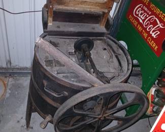 First washing machine cordless
