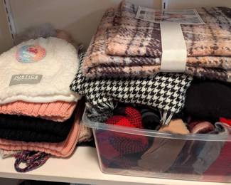 winter scarveshats