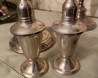Sterling salt n pepper shakers. 