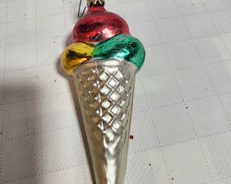 VINTAGE ORNAMENT