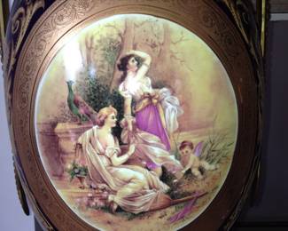 Painting on the urns.