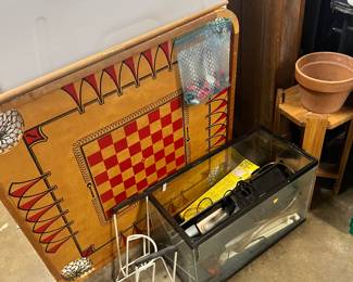 Game tabletop
Aquarium