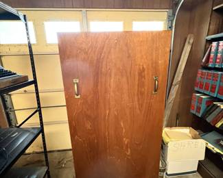 Cover for the gun safe. On wheels