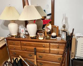 Broyhill dresser with mirror, 2 lamps, boots, lantern, decor, vintage golf clubs