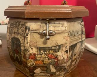 vintage hand bag $10
