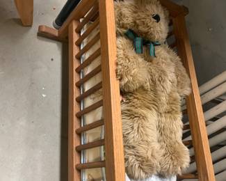Christmas is just around the corner…the perfect baby cradle for the perfect present….or maybe the bear fits bill….we got ‘em!