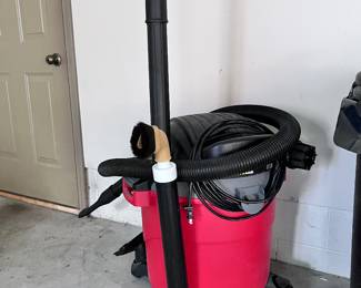 SHOP VAC