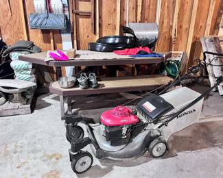 HONDA LAWN MOWER