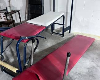 WEIGHT BENCH