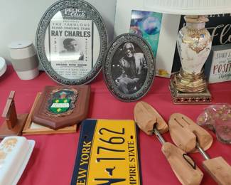 assorted collectibles, Ray Charles, Pampered Chef