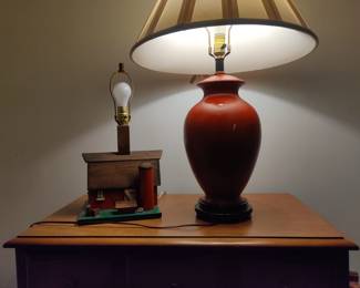 Barn figural wooden base lamp,
