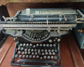 Underwood Standard typewriter.