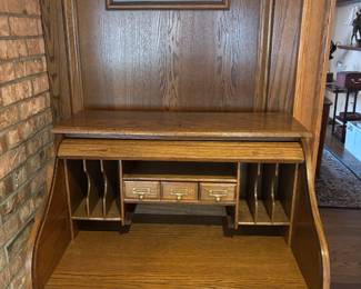 SMALL OAK ROLLTOP DESK