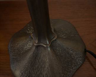 PAIR OF AMBER CABACHON LAMPS