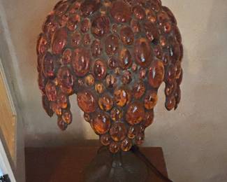 PAIR OF AMBER CABACHON LAMPS 1 AS IS