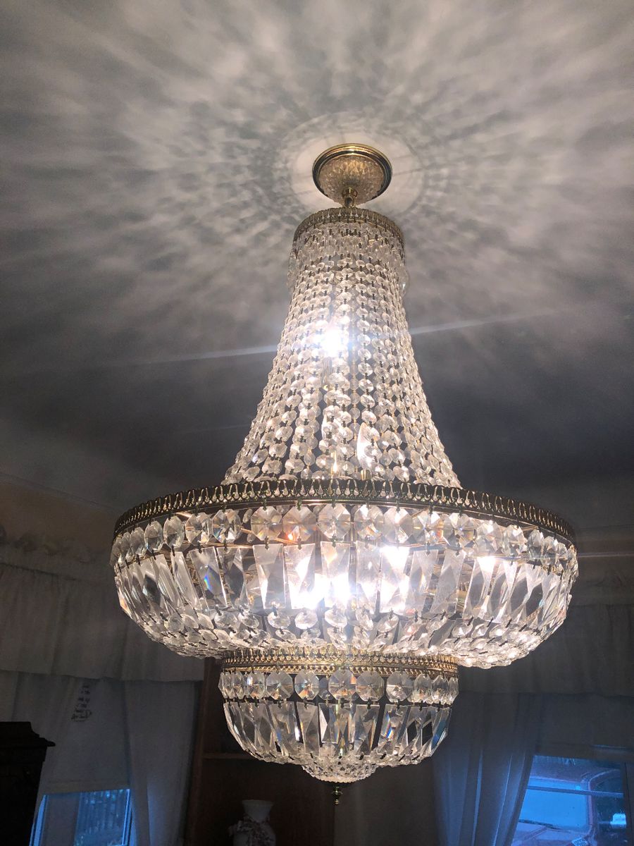 HIGH QUALITY VINTAGE LARGE EMPIRE STYLE CRYSTAL CHANDELIER