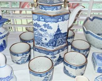 Vintage Blue Willow
