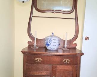 Vintage wash stand