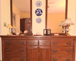 Bedroom dresser