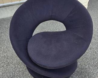 Jaymar Post-Modern Black Spiral Ribbon Chair
