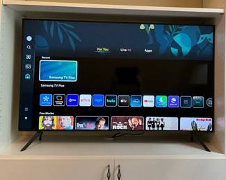 Samsung Plus Flatscreen TV