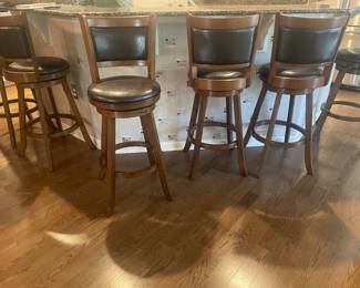 6 Beautiful Counter Stools