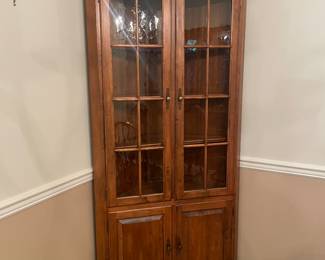 Ethan Allen Corner Hutch