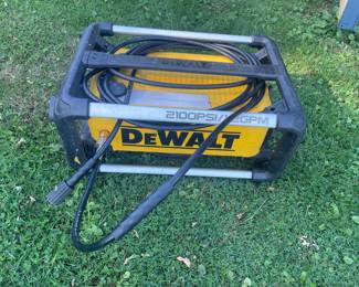 Dewalt pressure washer. 