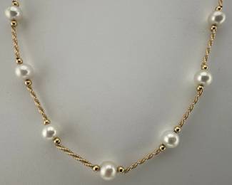 14kt pearl station necklace