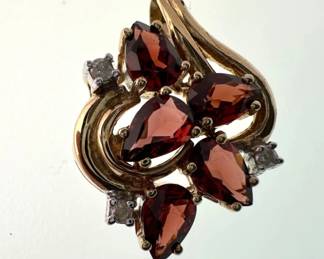 10kt diamond, garnets pendant