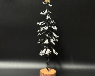 Twisted Wire & Glitter Christmas Tree Figurine