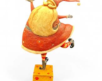 August Moon "Skating Santa" Figurine by Dan DiPaolo 2004