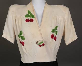 detail of 1940s all over beaded bodice